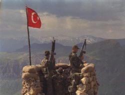 Asker, snrdaki 390 karakolu polise brakyor!